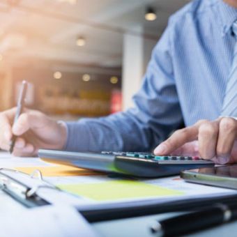 Gérer un service Administration des ventes (ADV)