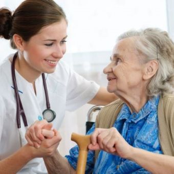 Handicap et vieillissement : prise en charge et accompagnement